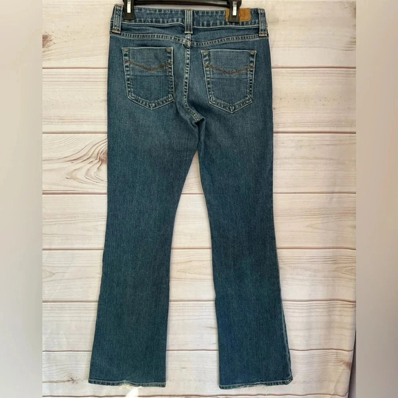GAP Jeans Curvy Flare Medium Wash Denim 6 L Dark Rustic Indigo 8.25” rise - Picture 3 of 12